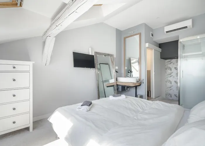 Nador Boutique- Location, By Bqa * Budapest