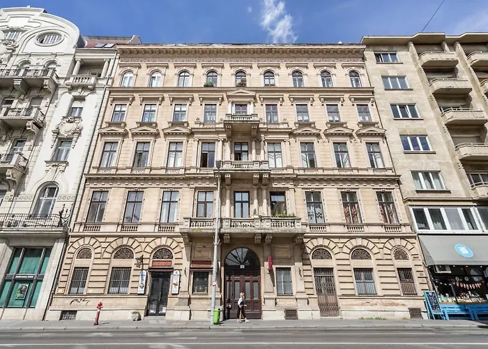 Nador Boutique- Location, By Bqa * Budapešť
